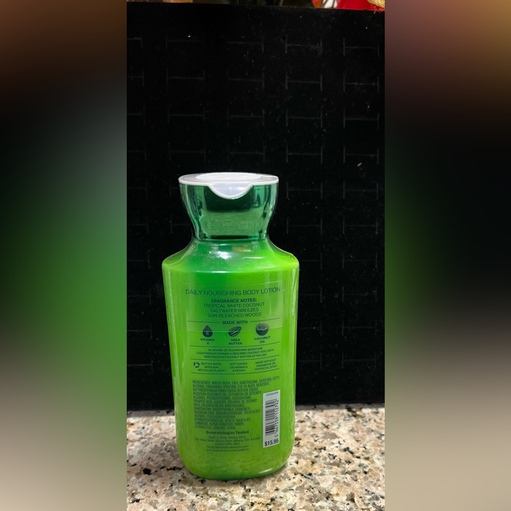 Bath & Body Works Waikiki Beach Coconut Body Lotion- Vibrant Green - Picture 2 of 2